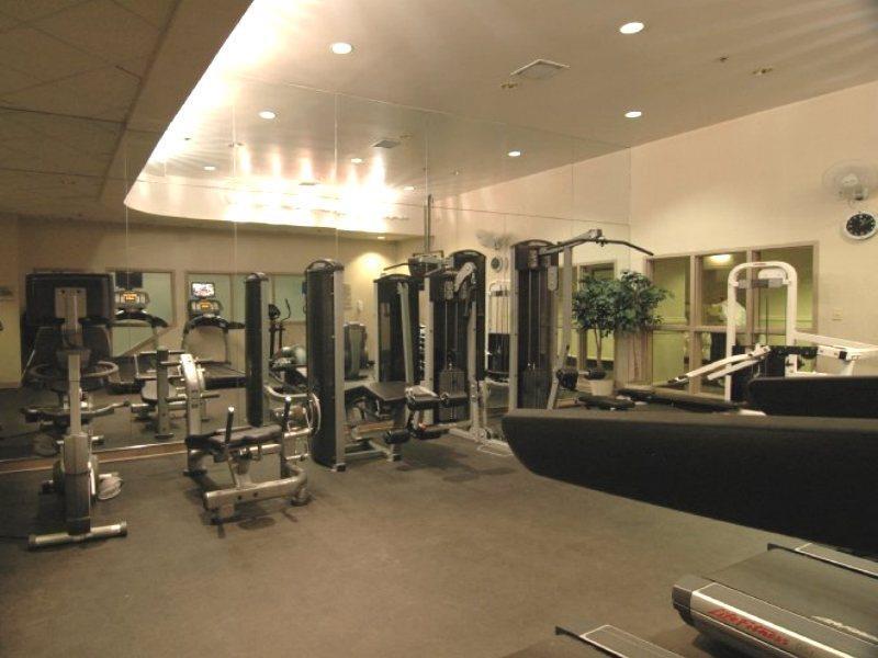 Delta Hotels By Marriott Edmonton Centre Suites Extérieur photo